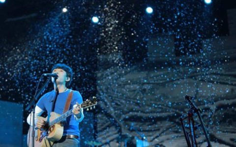 《飞来飞去》吉他谱_G调附前奏_赵雷缩略图